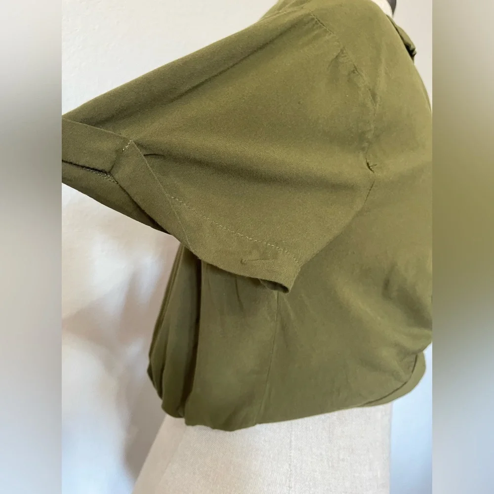 Forever 21 Olive Green Twist Front Crop Blouse | M | Collared Short Sleeve - Picture 3 of 10